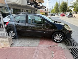 Renault Clio 2006 €500 ΠΡΟΚΑΤΑΒΟΛΗ!!!-thumb-3