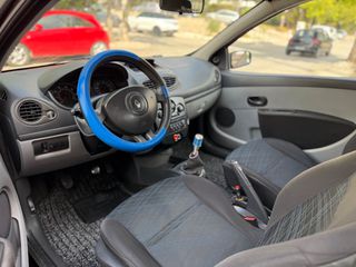 Renault Clio 2006 €500 ΠΡΟΚΑΤΑΒΟΛΗ!!!-thumb-10