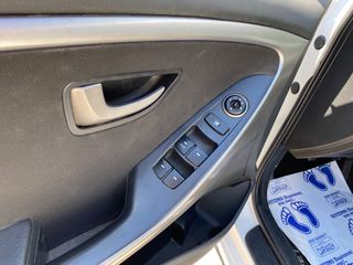 Hyundai i 30 2012 ΕΛΛΗΝΙΚΟ ΒΙΒΛΙΟ ΣΕΡΒΙΣ-thumb-17