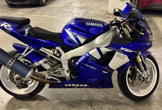 Yamaha '01 YZF R1