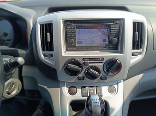 Nissan NV 200 2013 EVALIA-thumb-9