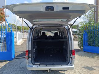 Nissan NV 200 2013 EVALIA-thumb-22