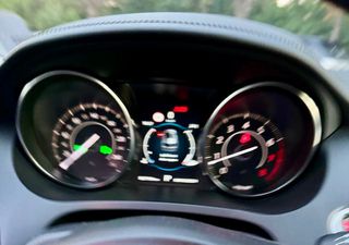 Jaguar E-Pace 2018 P200-thumb-6
