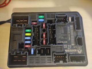 ασφαλειοθηκη juke 284B76LA0B fuse box