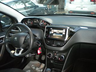 Peugeot 2008 2015 PureTech 82 Style Edition-thumb-16