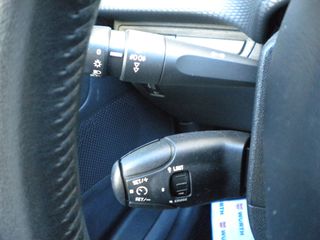 Peugeot 2008 2015 PureTech 82 Style Edition-thumb-11