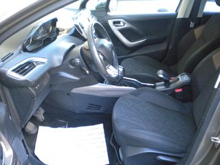Peugeot 2008 2015 PureTech 82 Style Edition-thumb-6