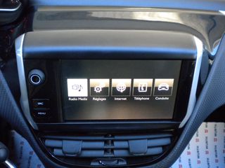Peugeot 2008 2015 PureTech 82 Style Edition-thumb-13