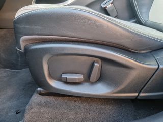 Jaguar F-Pace 2017 20d R-Sport AWD-thumb-97
