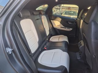 Jaguar F-Pace 2017 20d R-Sport AWD-thumb-48