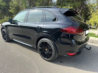 Porsche Cayenne 2014 GTS V8 420hp 4,8-thumb-3