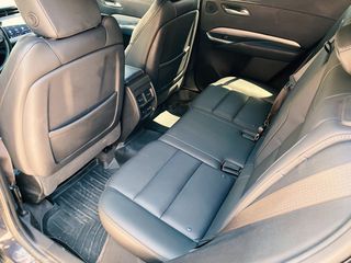 Cadillac XT4 2022 Premium Luxury-thumb-6