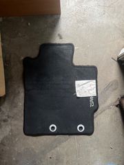Πατάκι Toyota Yaris-thumb-1