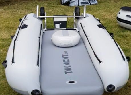 Boat inflatable '21 catamaran