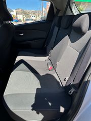Toyota Yaris 2016 HYBRID AUTOMATIC NAVI-thumb-6