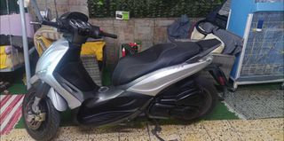 Piaggio Beverly 300i Tourer '18 BEVERLY 300I