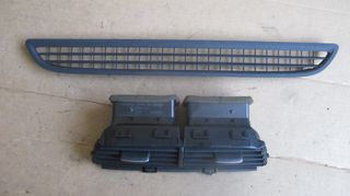Αεραγωγός ταμπλό από Honda Civic 2006-2011. Οι μεσαίοι έχουν δοθεί