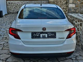 Fiat Tipo 2017 Tipo 1.4*Sedan*-thumb-4