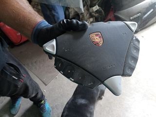 AIRBAG PORSCHE CAYENNE-thumb-1
