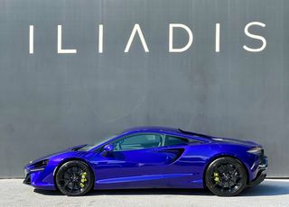 McLaren Artura 2024-thumb-1