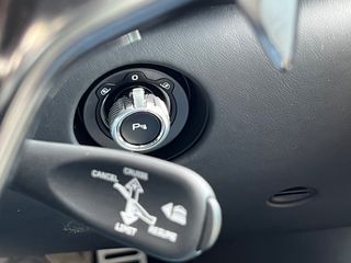 McLaren Artura 2024-thumb-25