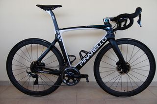 Pinarello Dogma F10 disc