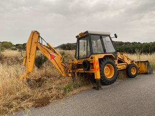 JCB '83 3CX