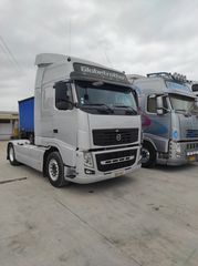 Volvo 2004 FH12-thumb-17