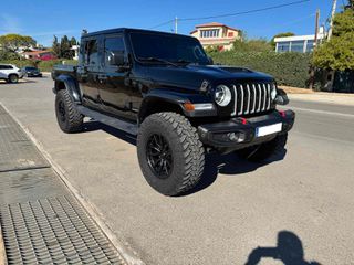 Jeep Gladiator '21 OVERLAND // Clayton Lift Kit & Fox Performance Schocks & extended fender flares