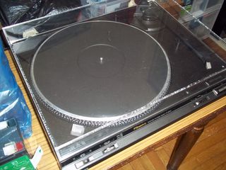 Πικαπ Technics SL-BD22, με στροβοσκοπιο ρυθμιστη στροφων pitch, υδραυλικη ανοδο και καθοδο του βραχιονα, καινουργια κεφαλοβελονα audio technica