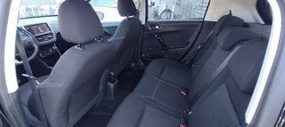Peugeot 208 2016 1.2 PURETECH-thumb-14