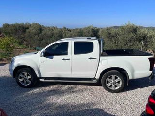 Isuzu '18 D MAX