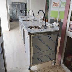 Πόστο καφέ λοξό 360/370*75*92/97 cm, με 3 θέσεις εργασίας, συρτάρια, ερμάρια & θέσεις για ψυγεία. Ποιότητα & Τιμή Stockinox-thumb-13