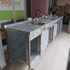 Πόστο καφέ λοξό 360/370*75*92/97 cm, με 3 θέσεις εργασίας, συρτάρια, ερμάρια & θέσεις για ψυγεία. Ποιότητα & Τιμή Stockinox-thumb-15