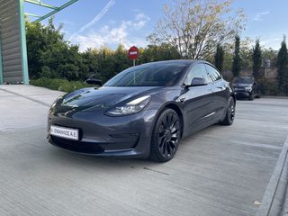 Tesla Model 3 '21 PERFORMANCE