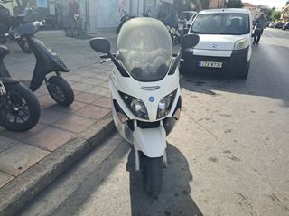 Piaggio X EVO 2013-thumb-2