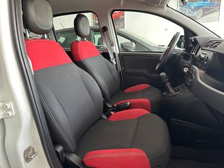 Fiat Panda 2018-thumb-10
