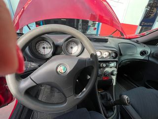 Alfa Romeo Alfa 156 2002 156 1.6 TWIN SPARK 120HP-thumb-13