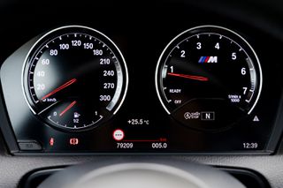 Bmw M2 2017-thumb-5