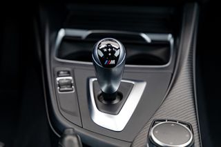 Bmw M2 2017-thumb-30