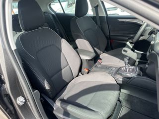 Ford Focus 2021-thumb-20
