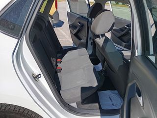 Volkswagen Polo 2015 1.4 TDI BLUEMOTION-thumb-6