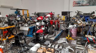 Honda C 1984 C50C (στρογγυλοφαναρο)-thumb-11