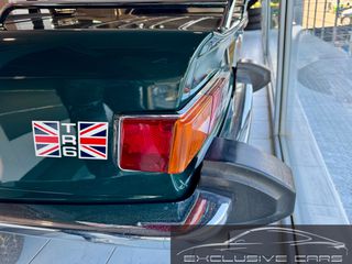 Triumph TR6 1974-thumb-11