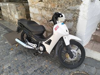 Modenas Kriss 125 '10