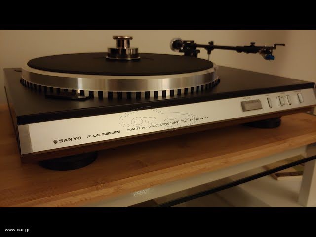 ΠΙΚΑΠ  SANYO  PLUS  Q - 40 + AUDIO TECHNICA VM - 95C