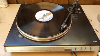 ΠΙΚΑΠ  SANYO  PLUS  Q - 40 + AUDIO TECHNICA VM - 95C-thumb-12