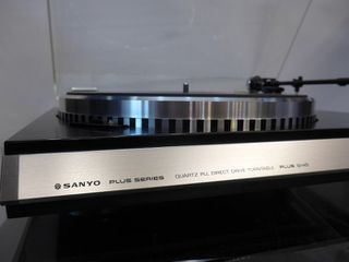 ΠΙΚΑΠ  SANYO  PLUS  Q - 40 + AUDIO TECHNICA VM - 95C-thumb-25