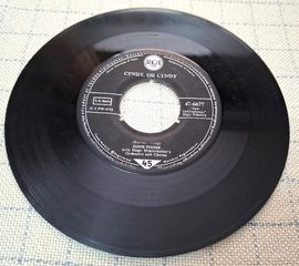 Eddie Fisher With Hugo Winterhalter's Orchestra And Chorus – Cindy, Oh Cindy / Around The World