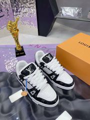 Louis Vuitton Trainers Sneakers Αντίγραφο Made in Malaisia